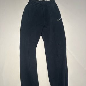 Nike baggy jogger